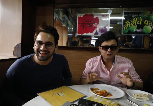 Siddharth Chandekar and Swapnil Joshi at Good luck restaurant, FC road (Rahul Raut/HT PHOTO)