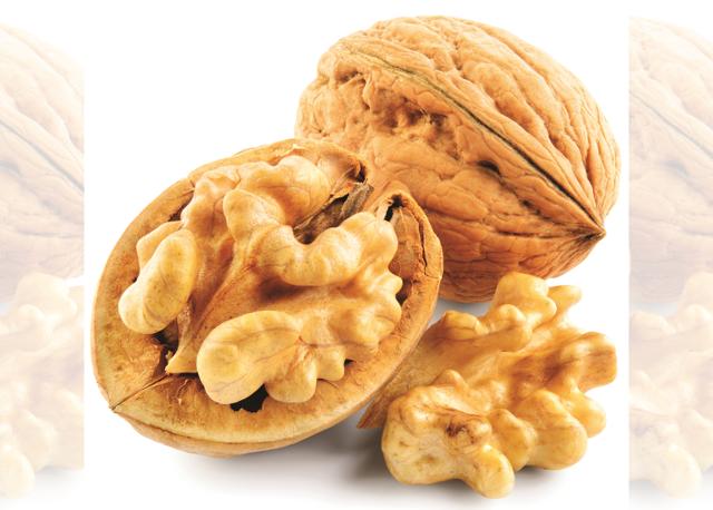 Walnuts (Shutterstock) Walnuts (Shutterstock)
