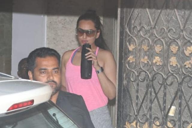 Sonakshi Sinha spotted at the gym. (Varinder Chawla) Sonakshi Sinha spotted at the gym. (Varinder Chawla)