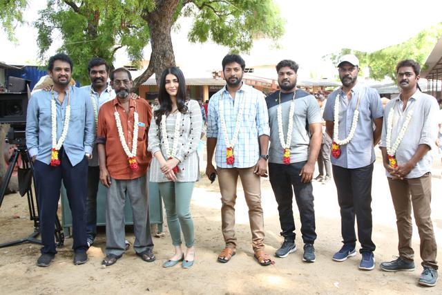 Vijay Sethupathi, Shruti Haasan with team during the launch ceremony of their film Laabam.