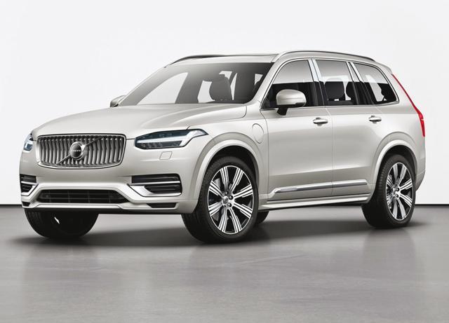 On the highway you tend to run out of charge fast, and the hybrid advantage is negated by the T8’s small fuel tank and the engine’s thirst for fuel On the highway you tend to run out of charge fast, and the hybrid advantage is negated by the T8’s small fuel tank and the engine’s thirst for fuel