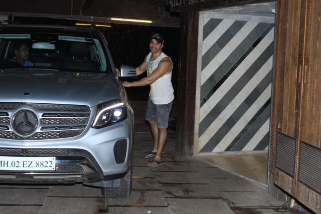 Varun Dhawan at a gym. (Varinder Chawla) Varun Dhawan at a gym. (Varinder Chawla)