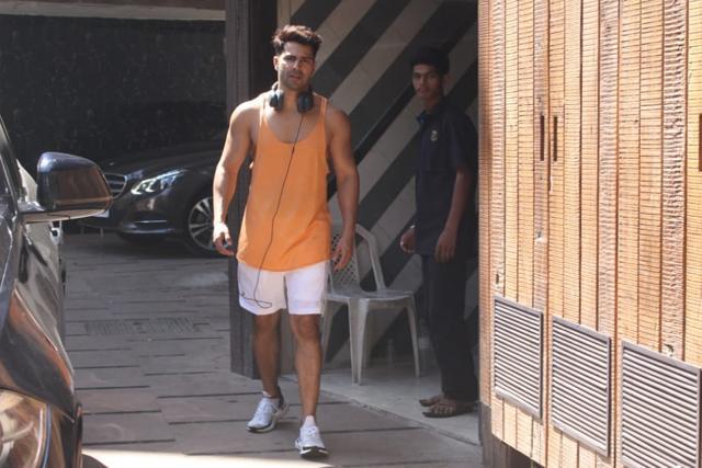 Varun Dhawan at a gym in Mumbai. (Varinder Chawla) Varun Dhawan at a gym in Mumbai. (Varinder Chawla)