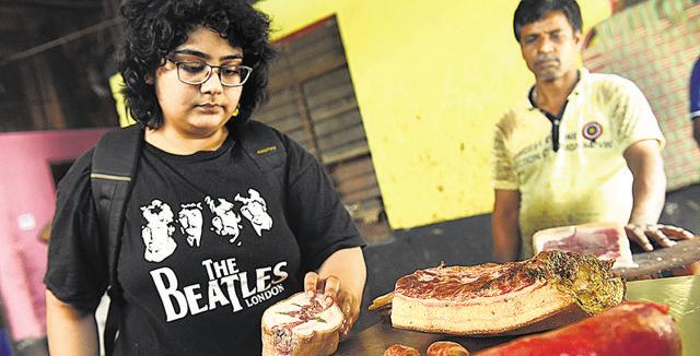 Chef Chatterjee at a piggery in Kolkata that sources from a local pig farm. (Arijit Sen/HT Photo) Chef Chatterjee at a piggery in Kolkata that sources from a local pig farm. (Arijit Sen/HT Photo)