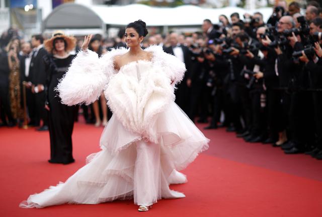 Aishwarya Rai Bachchan poses on her Red Carpet arrival during 72nd Cannes Film Festival - Screening of the film La Belle Epoque Out of competition in Cannes. (REUTERS) Aishwarya Rai Bachchan poses on her Red Carpet arrival during 72nd Cannes Film Festival - Screening of the film La Belle Epoque Out of competition in Cannes. (REUTERS)