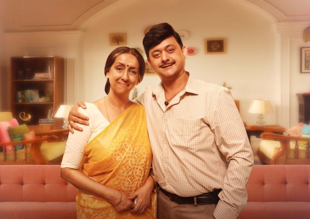 Actors Neena Kulkarni and Swapnil Joshi on the sets of Mogra Phulala