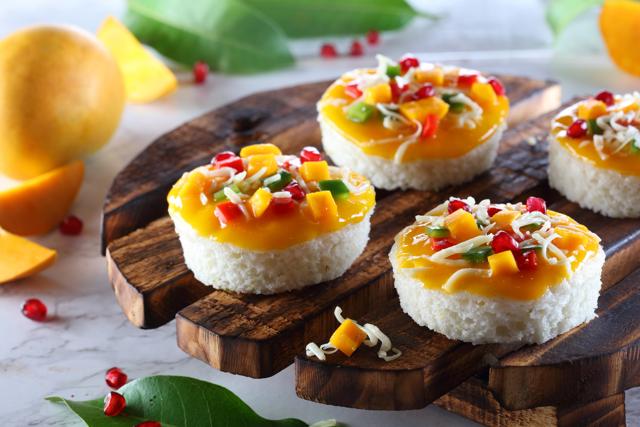 Mango Pizza Dhokla Mango Pizza Dhokla