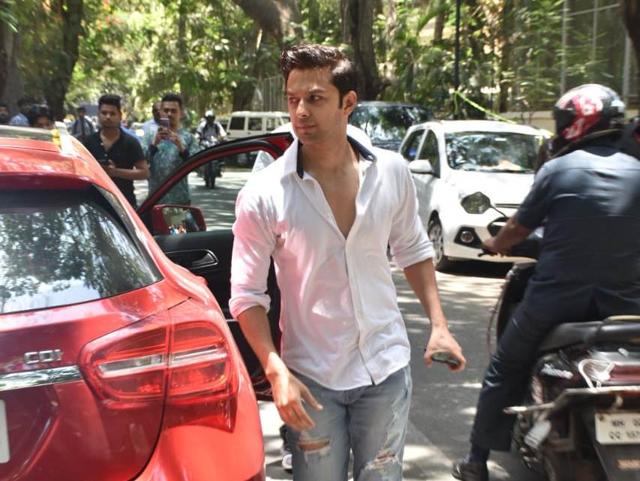 Vatsal Sheth at Ajay Devgn’s residence. (Varinder Chawla) Vatsal Sheth at Ajay Devgn’s residence. (Varinder Chawla)