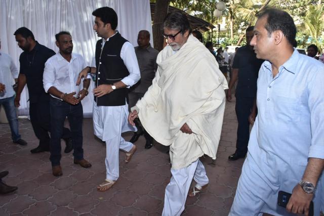 Amitabh Bachchan with son Abhishek at Veeru Devgan’s prayer meet. Amitabh Bachchan with son Abhishek at Veeru Devgan’s prayer meet.