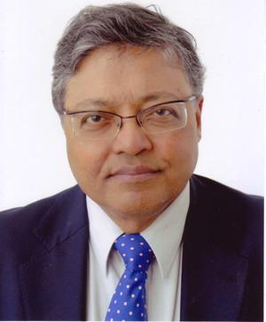 Author Mihir Bose (Courtesy the publisher)