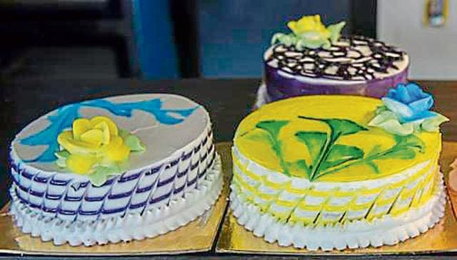 The vividly coloured cakes at our city’s many Bangalore Iyengar Bakeries also have as their base the simple sponge. (Kunal Patil / HT Photo) The vividly coloured cakes at our city’s many Bangalore Iyengar Bakeries also have as their base the simple sponge. (Kunal Patil / HT Photo)