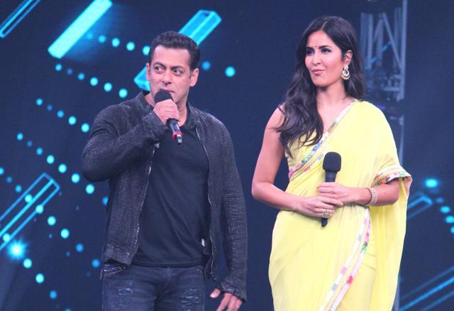 Salman Khan and Katrina Kaif on the sets of a dance reality show Super Dancer chapter 3. (IANS)