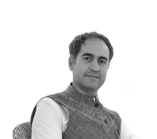 Guillermo Rodríguez (Roberto Alonso) Guillermo Rodríguez (Roberto Alonso)