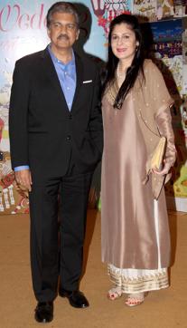 Anand Mahindra with wife Anuradha (HT File ) Anand Mahindra with wife Anuradha (HT File )