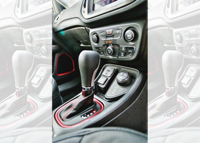 Splashes of red, a signature Trailhawk colour, add some colour to the cabin and details like the red double-stitching on the seats, look great Splashes of red, a signature Trailhawk colour, add some colour to the cabin and details like the red double-stitching on the seats, look great