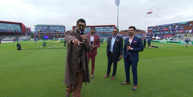 He’s seen with cricketing legends Sunil Gavaskar, Virender Sehwag, Harbhajan Singh, Brian Lara and Ramiz Raja He’s seen with cricketing legends Sunil Gavaskar, Virender Sehwag, Harbhajan Singh, Brian Lara and Ramiz Raja