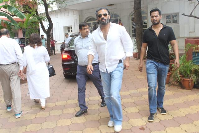 Suniel Shetty at Justine Rumeau Nihalani’s prayer meet in Mumbai. (Varinder Chawla) Suniel Shetty at Justine Rumeau Nihalani’s prayer meet in Mumbai. (Varinder Chawla)