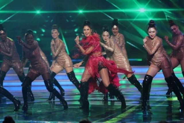 Katrina Kaif performs on stage during the grand finale of the beauty pageant at Sardar Vallabhbhai Patel Indoor Stadium in Mumbai on June 16, 2019. (IANS) Katrina Kaif performs on stage during the grand finale of the beauty pageant at Sardar Vallabhbhai Patel Indoor Stadium in Mumbai on June 16, 2019. (IANS)
