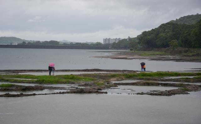 Water level in Khadakwasla dam as on July 1, 2019. The water level increased. (Milind Saurkar/HT Photo) Water level in Khadakwasla dam as on July 1, 2019. The water level increased. (Milind Saurkar/HT Photo)