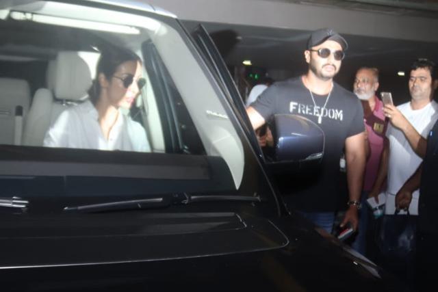 Malaika Arora and Arjun Kapoor at the Mumbai airport. (Varinder Chawla) Malaika Arora and Arjun Kapoor at the Mumbai airport. (Varinder Chawla)