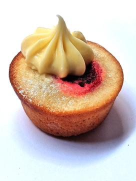 Raspberry Almond and White Chocolate Financiers (Photo: Instagram/pastrychefsahil) Raspberry Almond and White Chocolate Financiers (Photo: Instagram/pastrychefsahil)