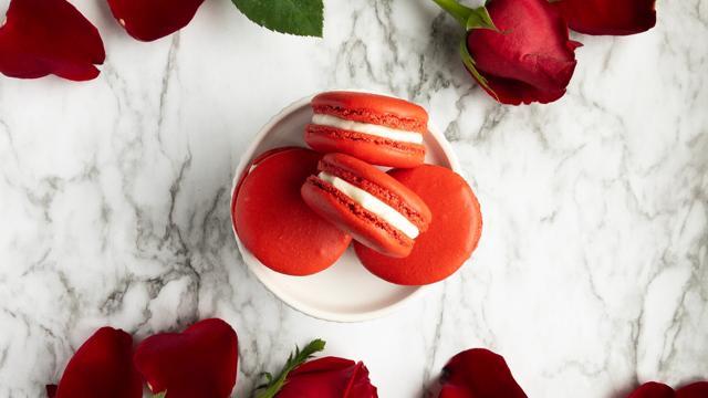 Red Velvet Macarons (Photo: Shutterstock) Red Velvet Macarons (Photo: Shutterstock)