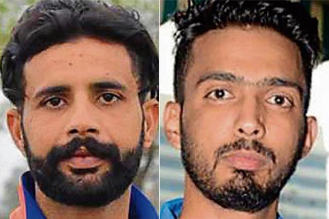 Mandeep Singh (left) didn’t give up on his dream of playing cricket even after losing his left arm in an accident. Amir Hassan’s (right) represented J&K in the under-19 school nationals even without having fingers in his left hand. (HTPhotos ) Mandeep Singh (left) didn’t give up on his dream of playing cricket even after losing his left arm in an accident. Amir Hassan’s (right) represented J&K in the under-19 school nationals even without having fingers in his left hand. (HTPhotos )