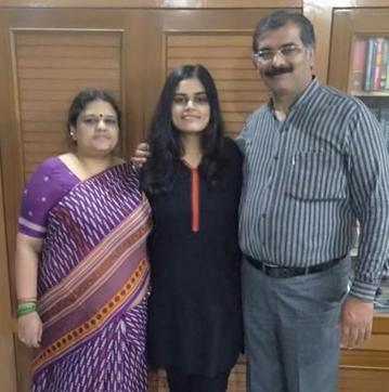 Vasundhra with her family Vasundhra with her family