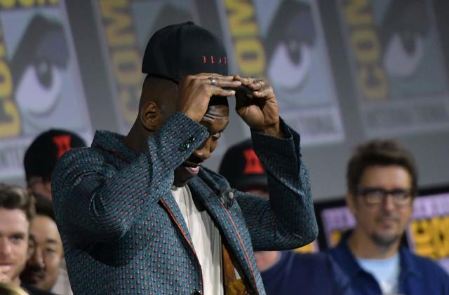 US actor Mahershala Ali puts on a Blade hat. (AFP) US actor Mahershala Ali puts on a Blade hat. (AFP)