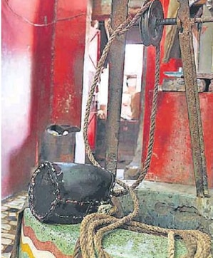 The well from which water is drawn for filling it into the mashaks. (HT Photo ) The well from which water is drawn for filling it into the mashaks. (HT Photo )