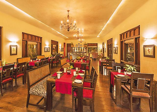 Jehan Numa Retreat is run by the Jehan Numa Group of Hotels, Bhopal’s oldest and most famous hoteliers