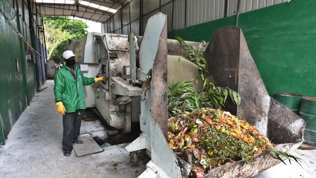 Achieved ‘almost’ 100% segregated waste collection in Rohini, claims ...