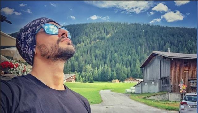 Kunal Kemmu strikes a pose.