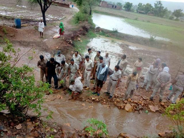 Forest officials set out at 6am every day to look for the tiger and their hunt continues till 9pm. (HT Photo )