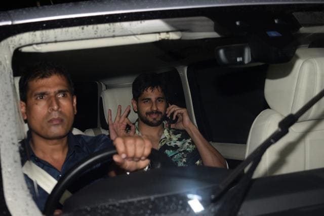 Sidharth Malhotra at Chhatrapati Shivaji International Airport as he left for Kargil. (IANS) Sidharth Malhotra at Chhatrapati Shivaji International Airport as he left for Kargil. (IANS)