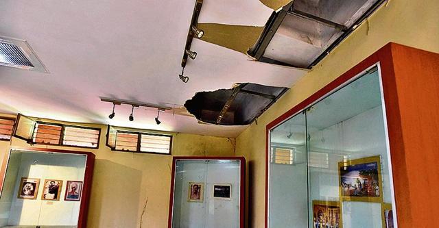 In one of the galleries, false ceiling has come off. (Sanjeev Verma/HT Photo )