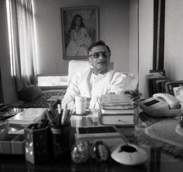 Gulzar. Gulzar.