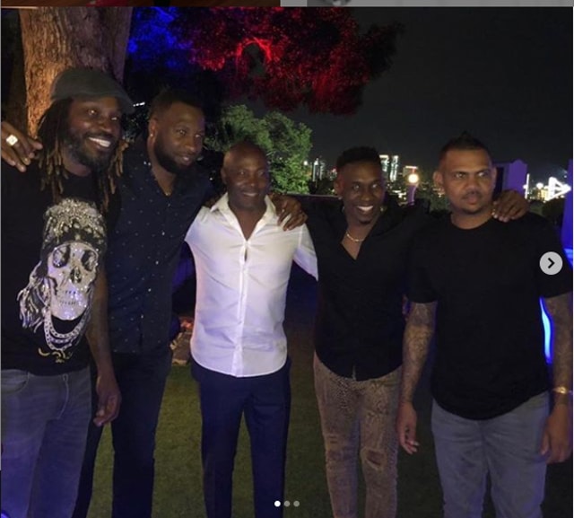Brian Lara with West Indies player. (Instagram/Dwayne Bravo)