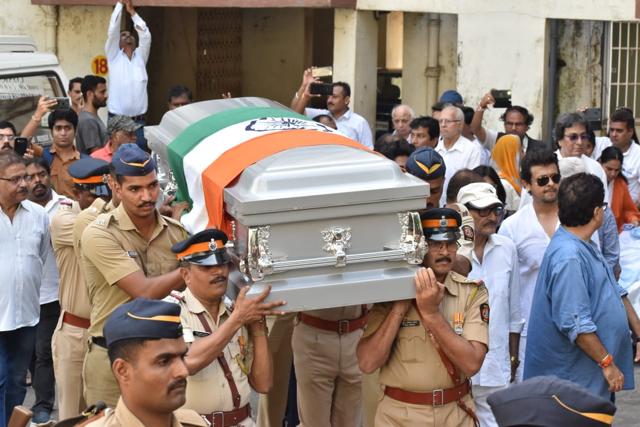 Khayyam’s last journey begins. (Varinder Chawla) Khayyam’s last journey begins. (Varinder Chawla)