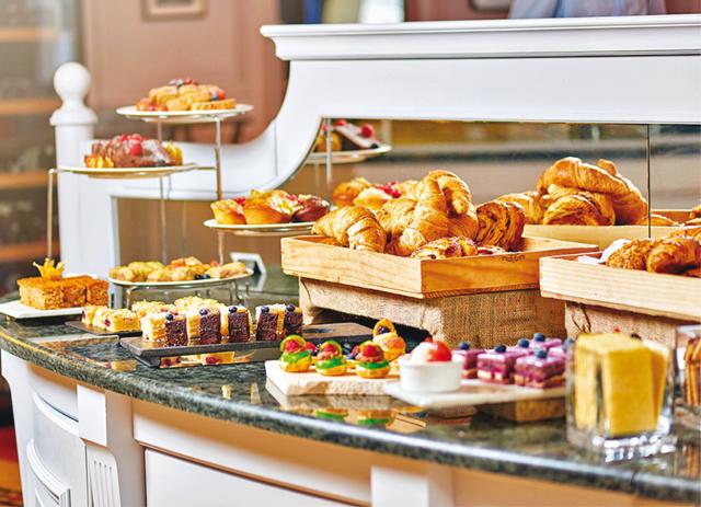 Most hotels include breakfast in the room rate so guests prefer eating at the buffet instead of ordering room service (Shutterstock)