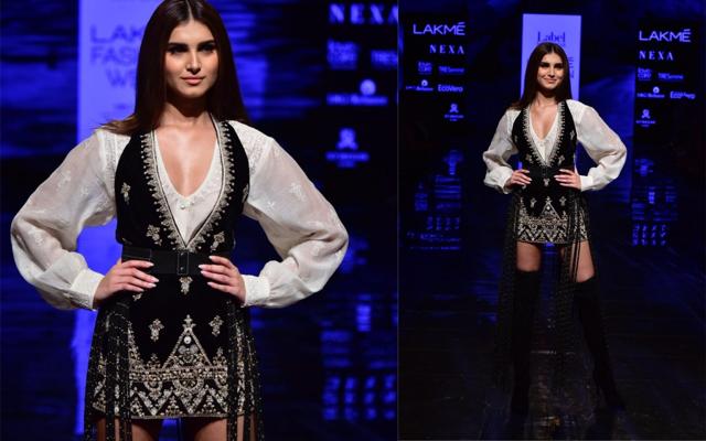 Tara Sutaria raises heat at Lakme Fashion Week. (Varinder Chawla) Tara Sutaria raises heat at Lakme Fashion Week. (Varinder Chawla)