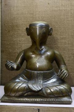 A 19th century brass idol from Thailand, seen without a crown. (Ravindra Joshi/HTPhoto)