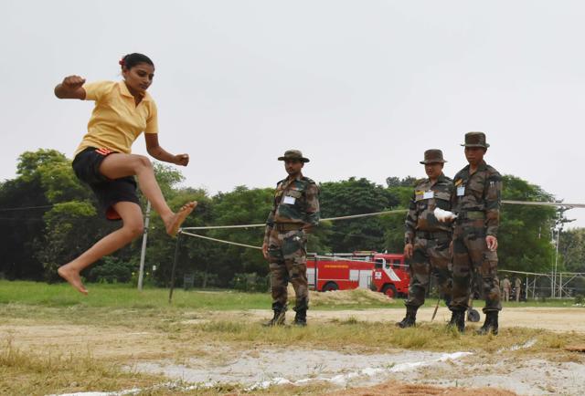 The Indian Army is conducting a selection test for the first batch of 100 women soldiers to be inducted into the Corps of Military Police. (Dheeraj Dhawan / HT Photo ) The Indian Army is conducting a selection test for the first batch of 100 women soldiers to be inducted into the Corps of Military Police. (Dheeraj Dhawan / HT Photo )