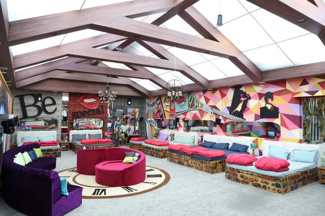 The Bigg Boss 13 bedroom also has a sitting area.