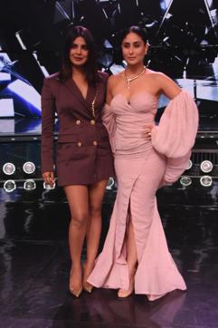 Kareena and Priyanka pose together. (Varinder Chawla) Kareena and Priyanka pose together. (Varinder Chawla)