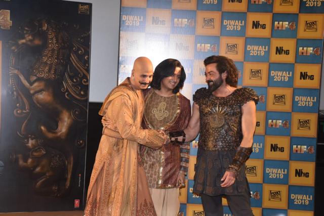 Akshay Kumar will be seen with Riteish Deshmukh and Bobby Deol in the film. Akshay Kumar will be seen with Riteish Deshmukh and Bobby Deol in the film.