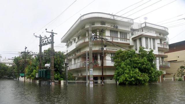 A view of waterlogging in Rajendra Nagar following heavy rainfall in Patna (Santosh Kumar/Hindustan Times) A view of waterlogging in Rajendra Nagar following heavy rainfall in Patna (Santosh Kumar/Hindustan Times)