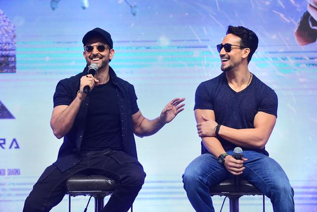 Bollywood actors Hrithik Roshan and Tiger Shroff promote War. (PTI) Bollywood actors Hrithik Roshan and Tiger Shroff promote War. (PTI)