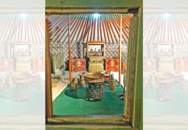 For centuries, as the nomadic tribes dwelled in their gers, they kept a soup boiling over the fire (Aarti Sethi) For centuries, as the nomadic tribes dwelled in their gers, they kept a soup boiling over the fire (Aarti Sethi)