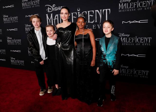 Actor Angelina Jolie poses with her kids before the premiere of Maleficent: Mistress of Evil" in Los Angeles, California. (REUTERS) Actor Angelina Jolie poses with her kids before the premiere of Maleficent: Mistress of Evil" in Los Angeles, California. (REUTERS)